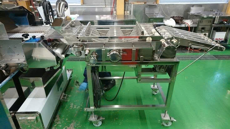 NÂNG TẦM SẢN PHẨM CỦA BẠN VỚI THIẾT BỊ TẨM BỘT TỰ ĐỘNG PB – 3600 – FSA – AII